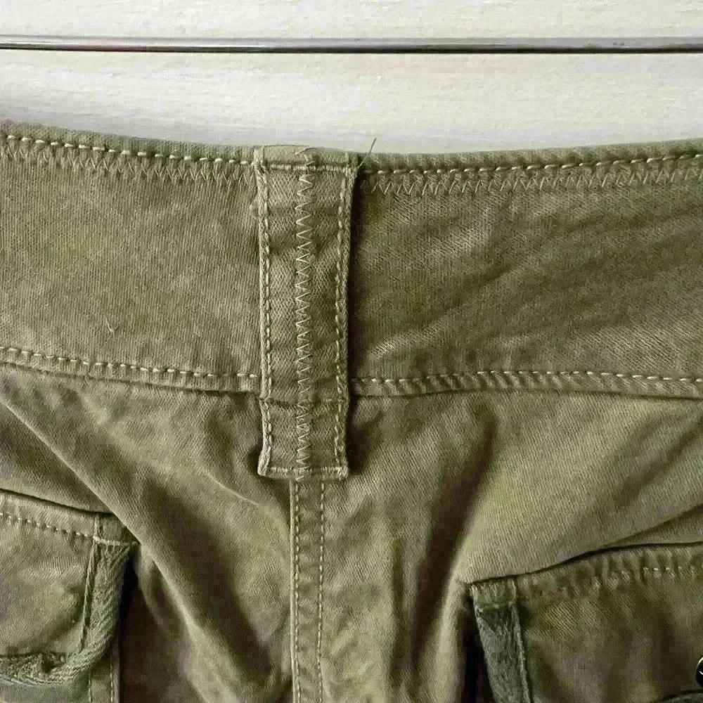 Athleta green mini skirt, size 2. EUC.